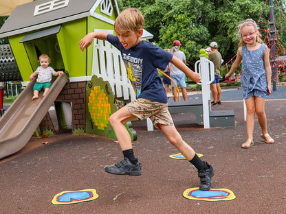 THE FLOOR IS LAVA Play Mat Set